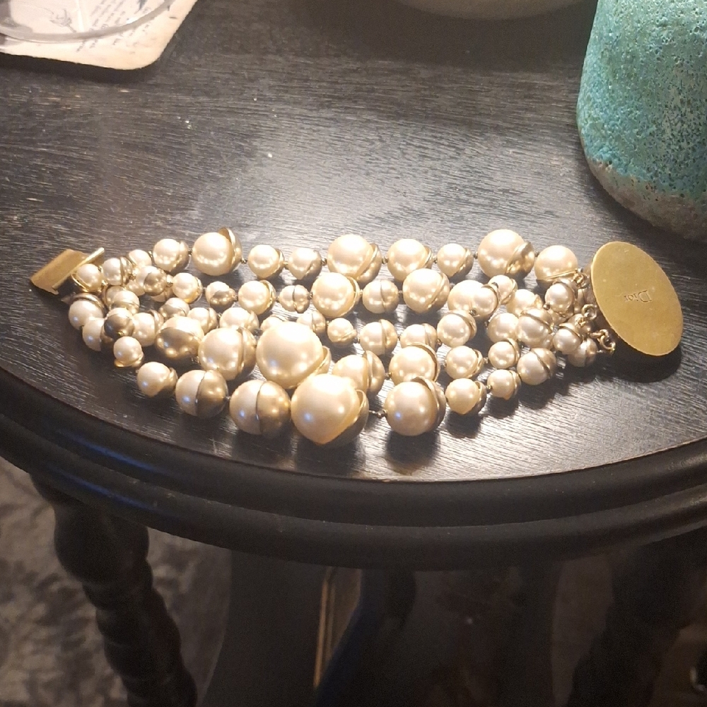 Christian Dior  Mise En Dior Pearl Cluster Bracelet With Gold Tone Setting